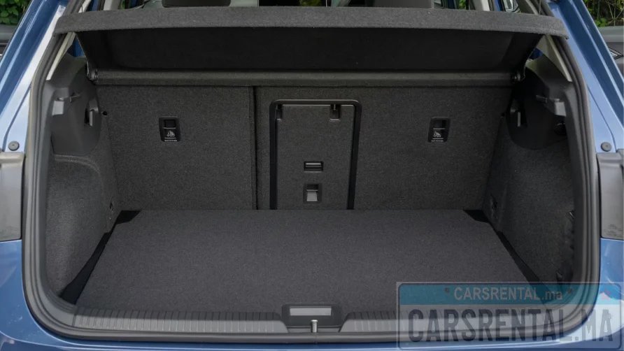 Volkswagen Golf 8 vehicle image - CarsRental