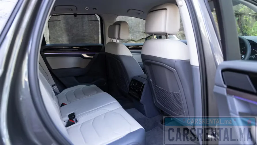 Volkswagen Touareg vehicle image - CarsRental